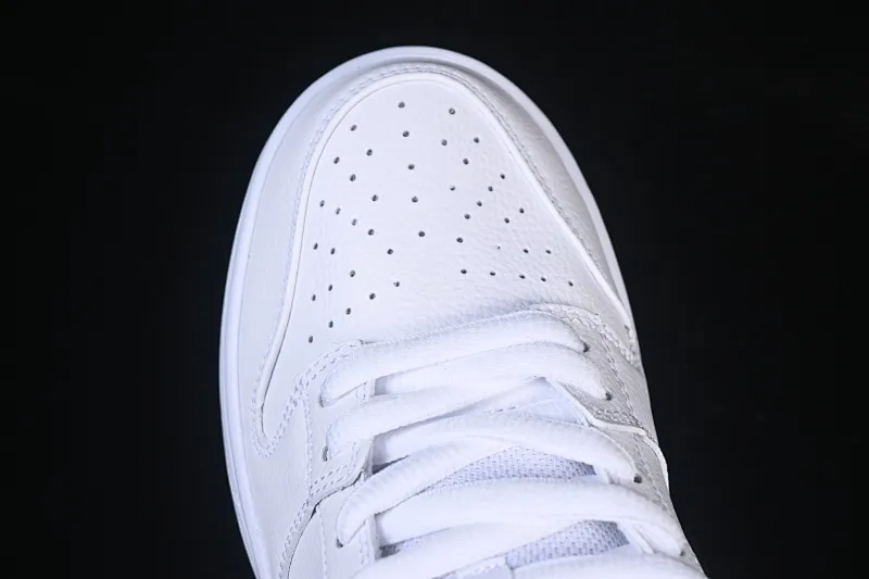 All Categories Nk SB Dunk Series Nk SB Dunk Low Low-top sneakers Nike SB Dunk Low Classic white and black Low-top casual sneakers HF3704-100